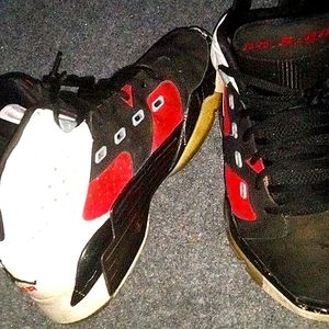 Jordan 6 retro high Carmine black white